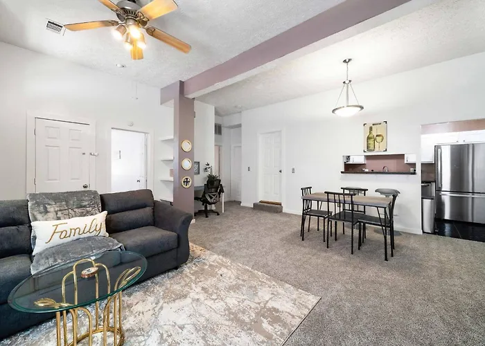 Сasa de vacaciones Collins Avenue Duplex - 2 Homes