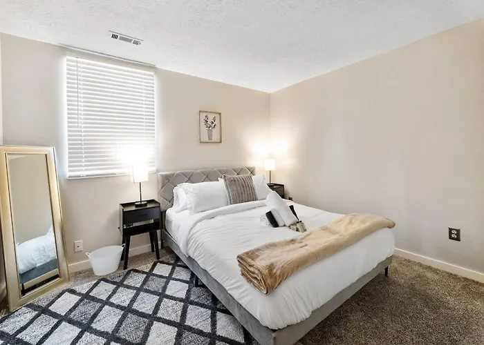 Сasa de vacaciones Collins Avenue Duplex - 2 Homes Columbus
