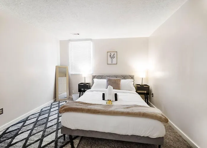 Сasa de vacaciones Collins Avenue Duplex - 2 Homes