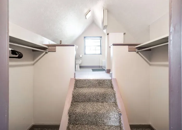 Collins Avenue Duplex - 2 Homes Columbus