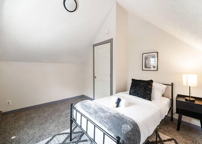 Сasa de vacaciones Collins Avenue Duplex - 2 Homes