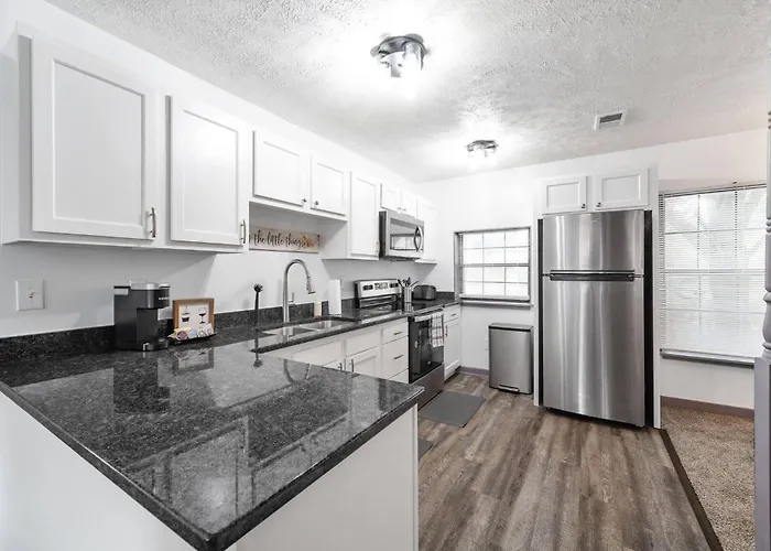 Collins Avenue Duplex - 2 Homes Сasa de vacaciones Columbus