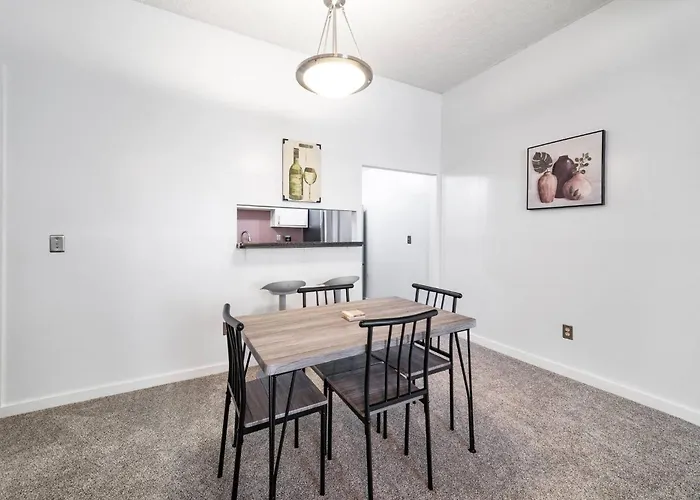 Сasa de vacaciones Collins Avenue Duplex - 2 Homes Columbus