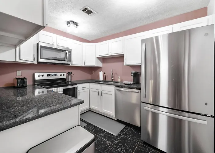Collins Avenue Duplex - 2 Homes * Columbus